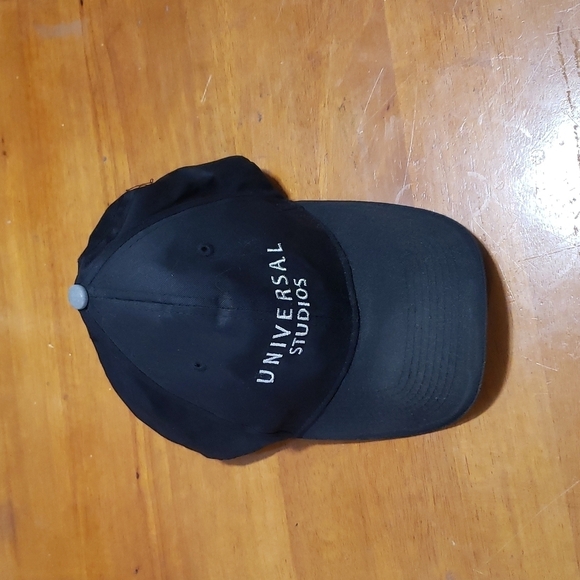 - Universal studios Black hat - Picture 9 of 11